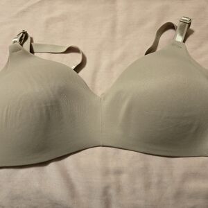 Warners No Side Effects Underarm Smoothing Comfort Wireless T-Shirt Bra Tan 36D